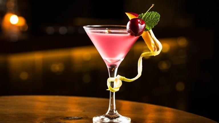 Lighthouse Sky Bar – Ưu đãi hàng ngày